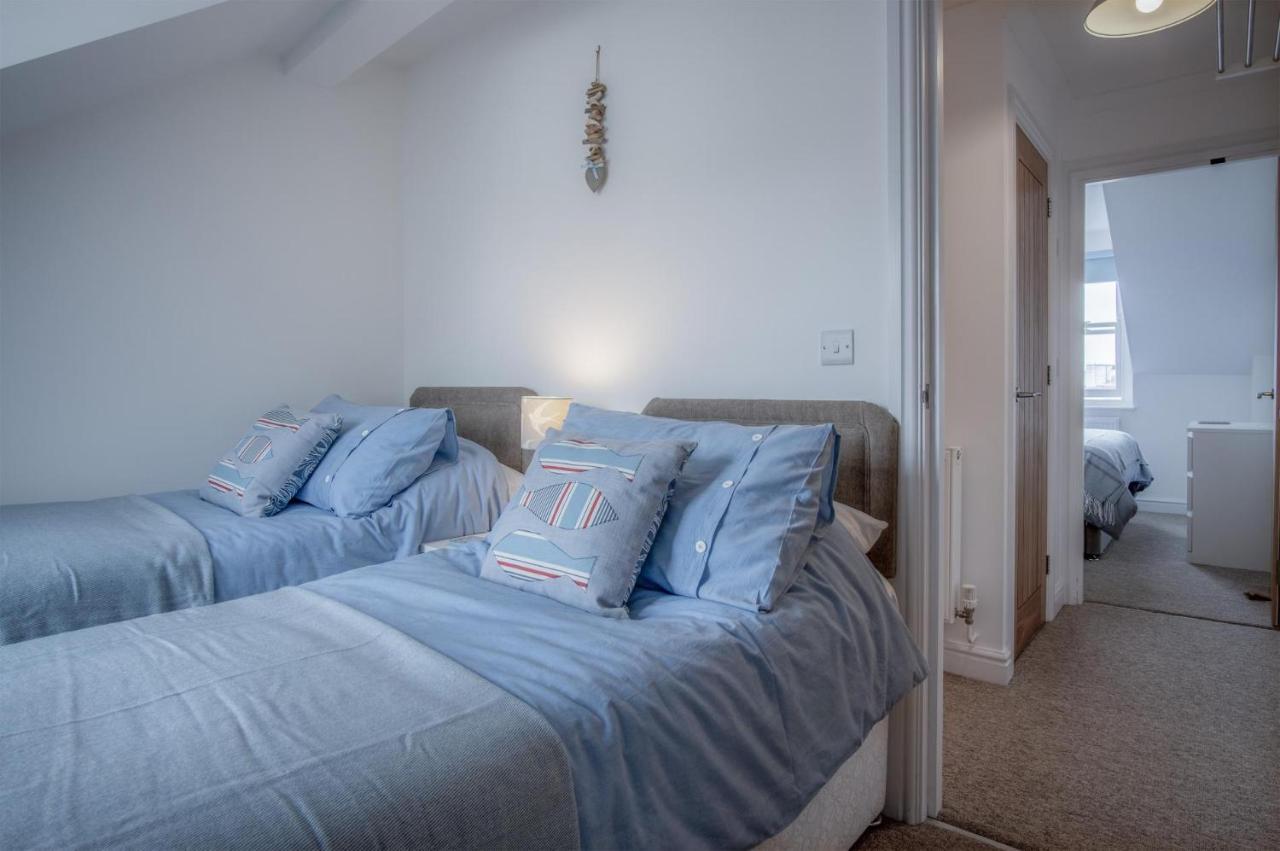 Ramsey Apartment - 2 Bedroom Apartment - Tenby Zewnętrze zdjęcie