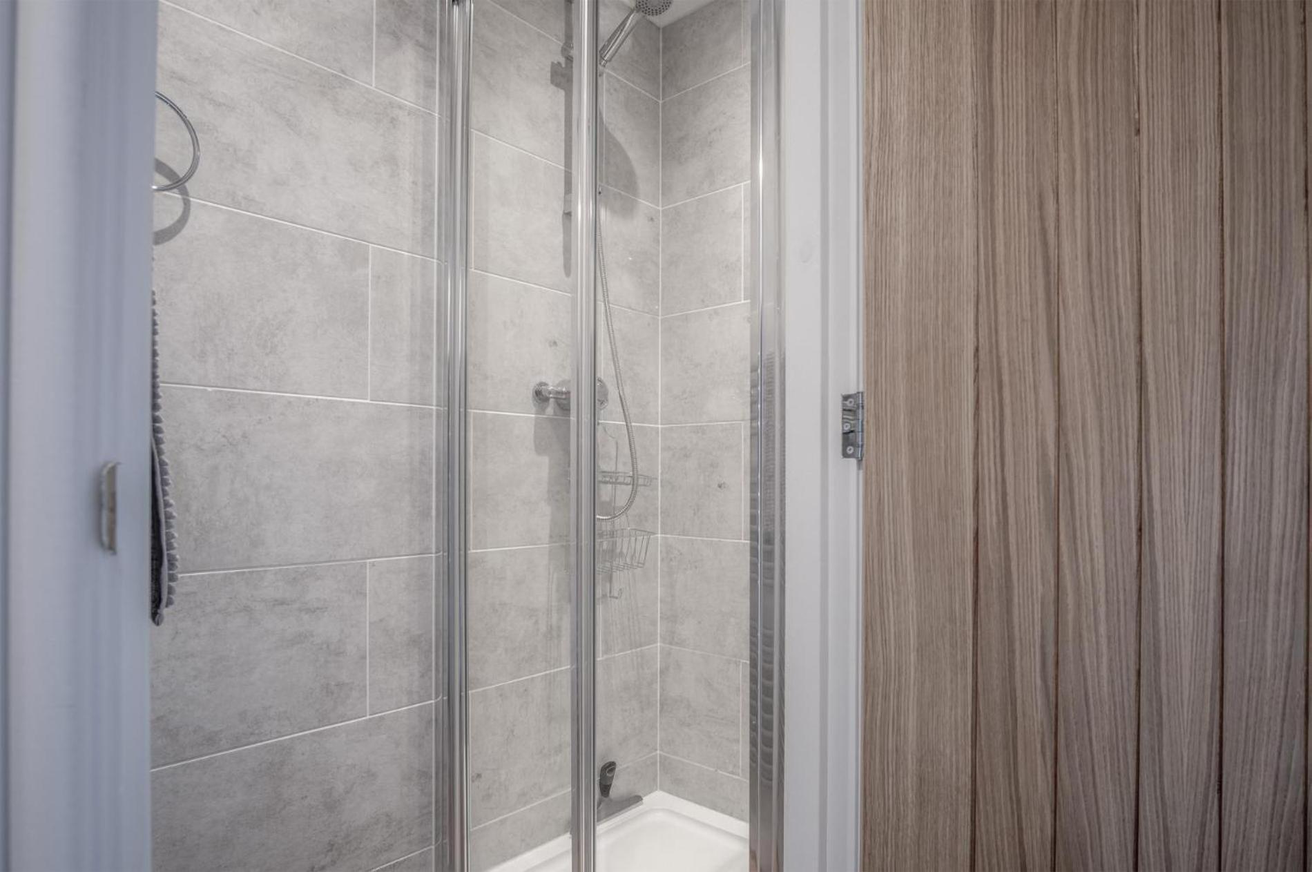Ramsey Apartment - 2 Bedroom Apartment - Tenby Zewnętrze zdjęcie